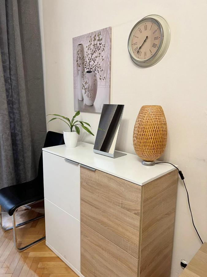 Modern Apartment Krakovska Prague Exterior photo